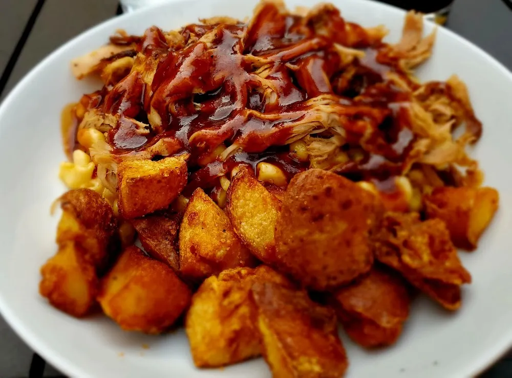 Smothered Mac N Cheese